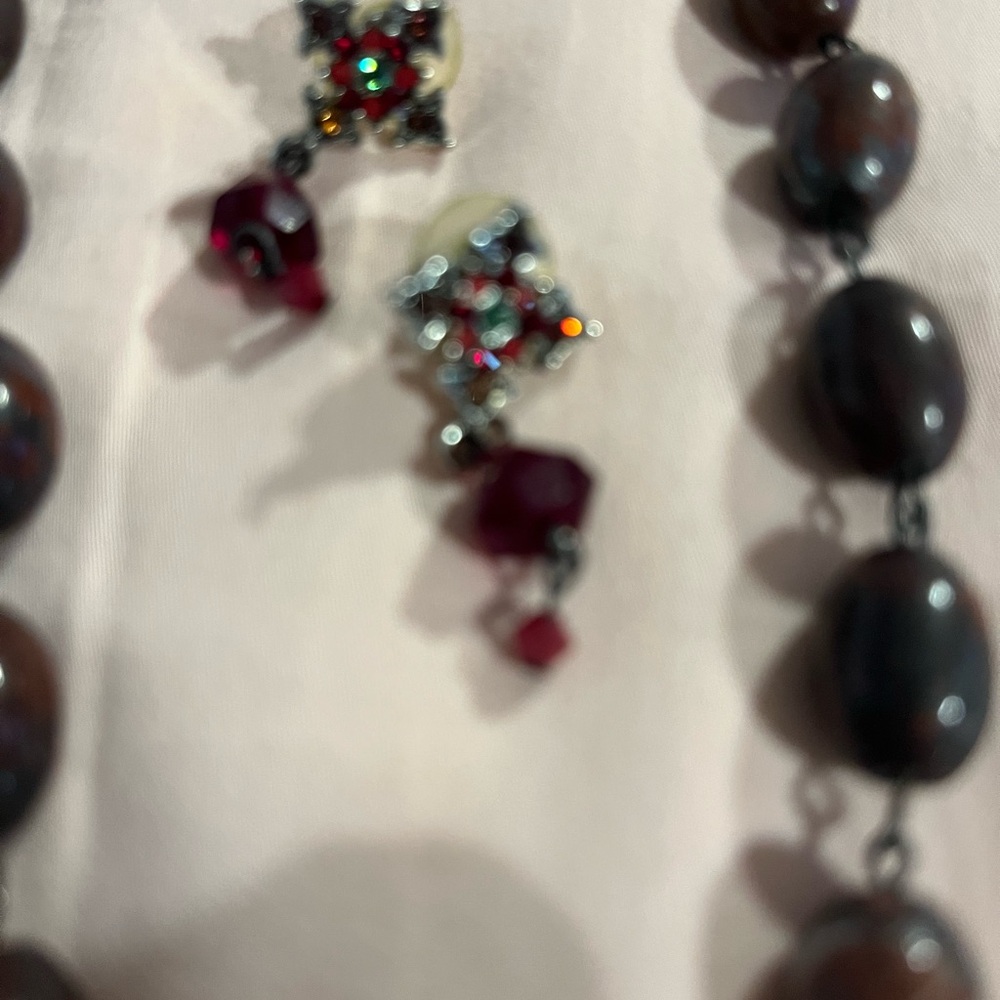 Ornate Red and Brown Cross Pendant Necklace Earring Set - Picture 3 of 4